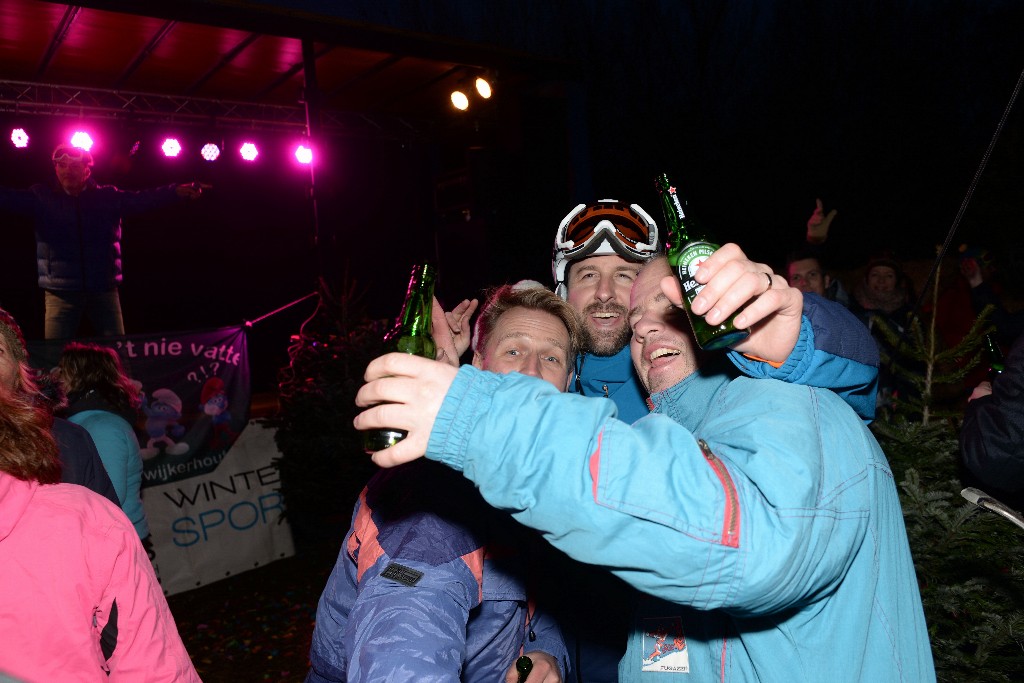 ../Images/Apres ski feest Drinkebroeders 027.jpg